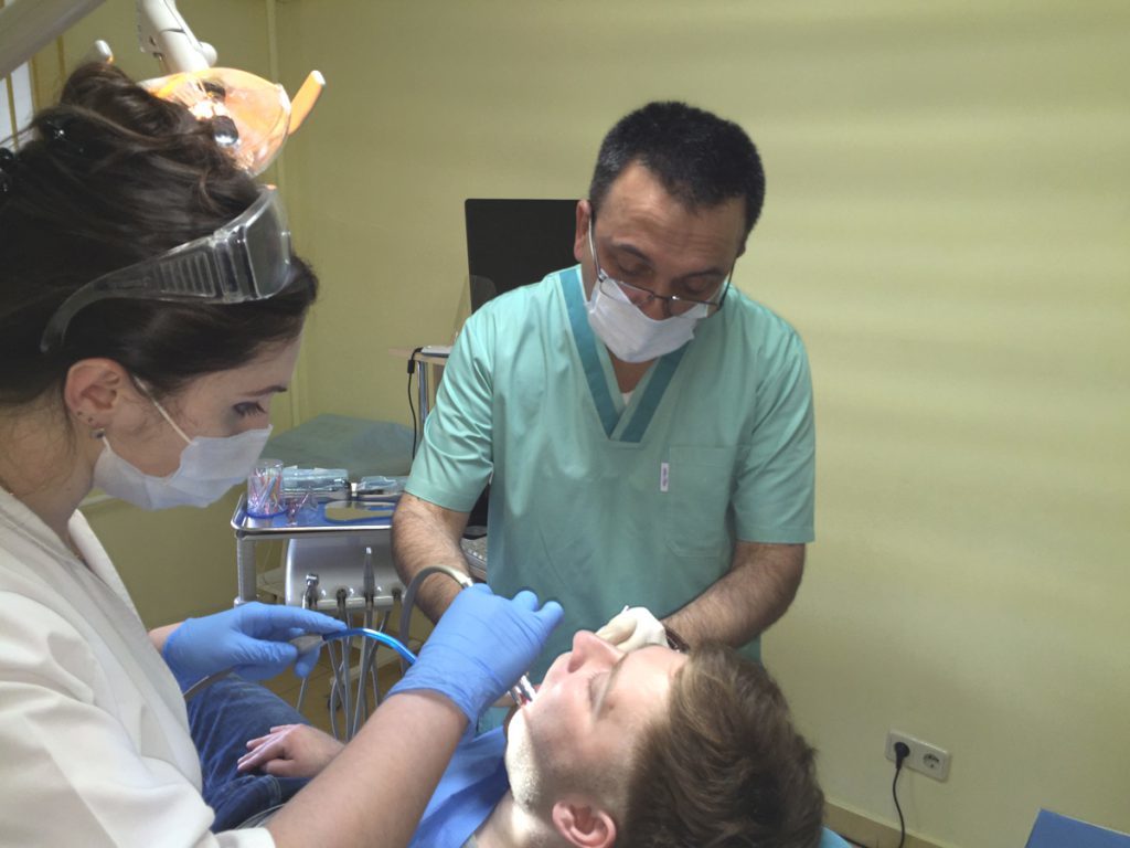 Консультация стоматолога в Митино